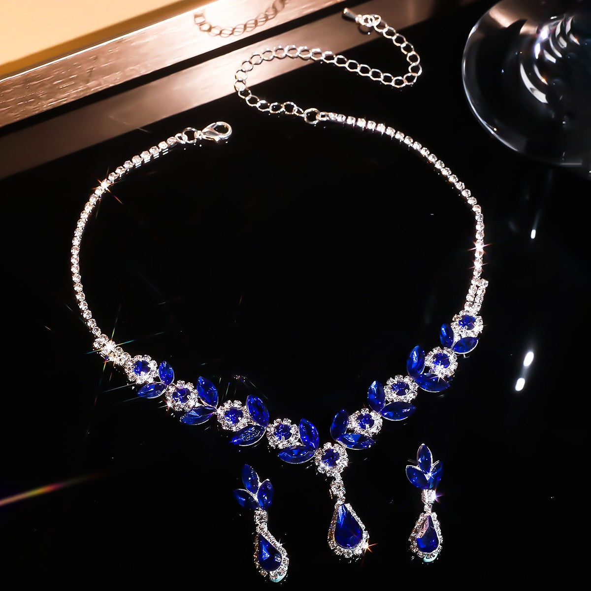 🎁2 juegos 28 euros💎Nuevo conjunto de collar y aretes de diamantes en forma de lágrima