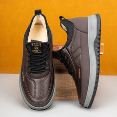 ⛄🔥【39-45】Zapatos deportivos casuales de invierno impermeables de cuero genuino para hombre, suela de terciopelo suave, nuevo estilo